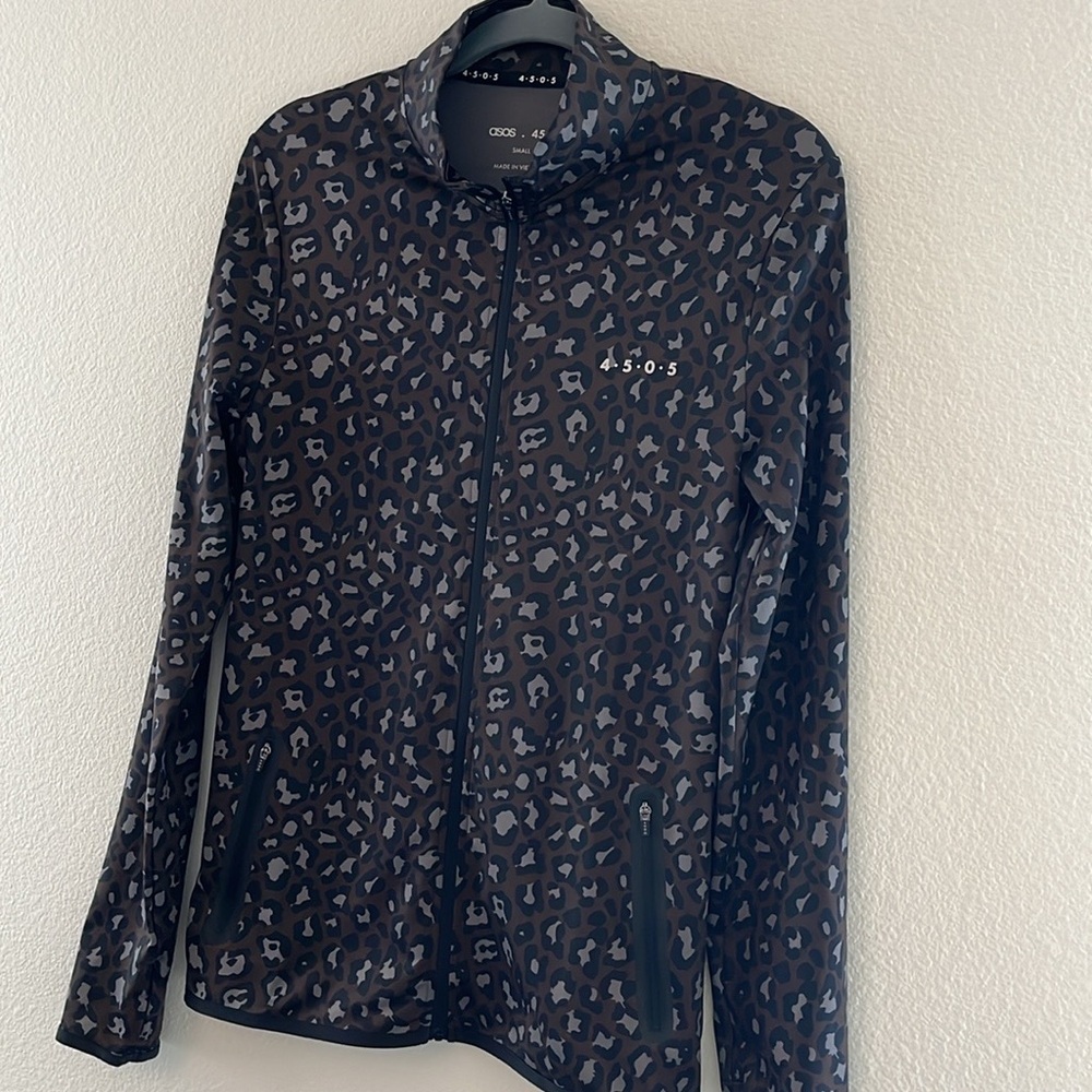 ASOS 4505 men’s muscle training sweat in leopard print sz S